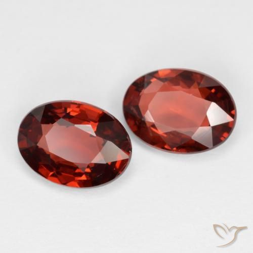 Shop natural 1.85ct サングリアレッド パイロープガーネット gems, 楕円形, from モザンビーグ at GemSelect. In stock, global shipping!