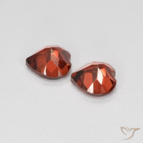Shop natural 1.20ct 明るい赤 パイロープガーネット gems, 心臓, from モザンビーグ at GemSelect. In stock, global shipping!