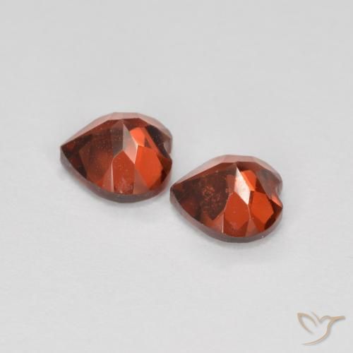 Shop natural 1.30ct サングリアレッド パイロープガーネット gems, 心臓, from モザンビーグ at GemSelect. In stock, global shipping!