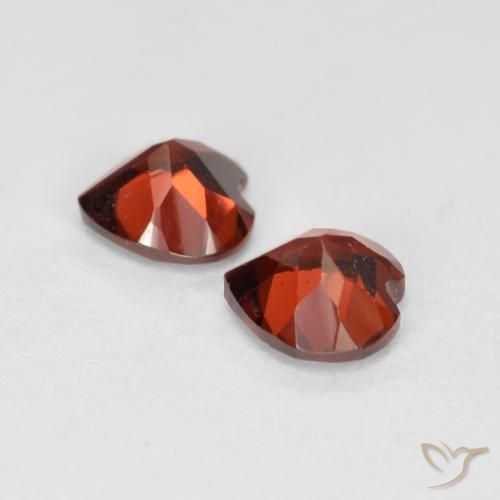 Shop natural 1.17ct カラントレッド パイロープガーネット gems, 心臓, from モザンビーグ at GemSelect. In stock, global shipping!