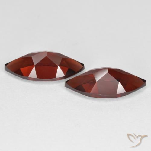 Shop natural 4.45ct ダークレッド パイロープガーネット gems, マーキーズ, from モザンビーグ at GemSelect. In stock, global shipping!