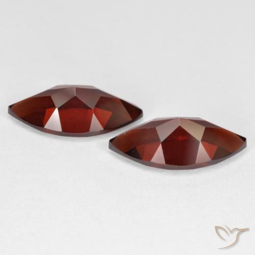 Shop natural 4.40ct ダークレッド パイロープガーネット gems, マーキーズ, from モザンビーグ at GemSelect. In stock, global shipping!