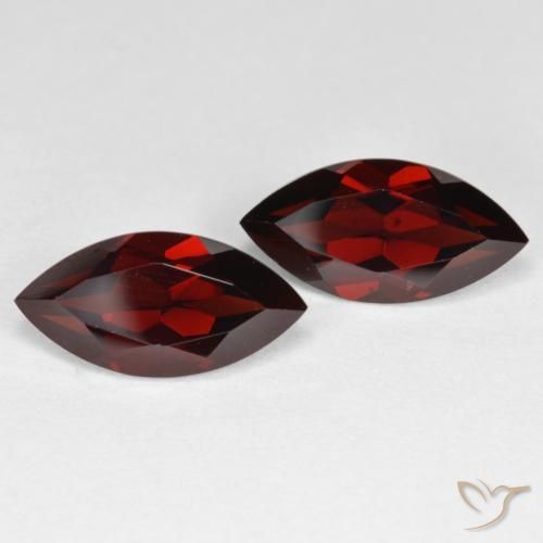 Shop natural 4.58ct ダークレッド パイロープガーネット gems, マーキーズ, from モザンビーグ at GemSelect. In stock, global shipping!