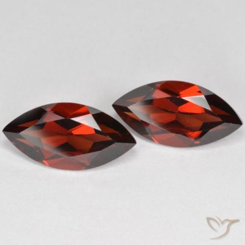 Shop natural 4.38ct 濃いブラッドレッド パイロープガーネット gems, マーキーズ, from モザンビーグ at GemSelect. In stock, global shipping!