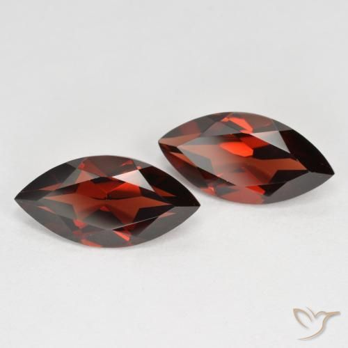 Shop natural 4.05ct 濃いブラッドレッド パイロープガーネット gems, マーキーズ, from モザンビーグ at GemSelect. In stock, global shipping!