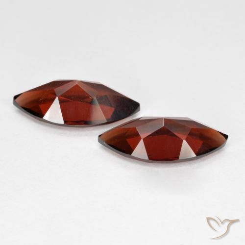 Shop natural 3.89ct ディープレッド パイロープガーネット gems, マーキーズ, from モザンビーグ at GemSelect. In stock, global shipping!