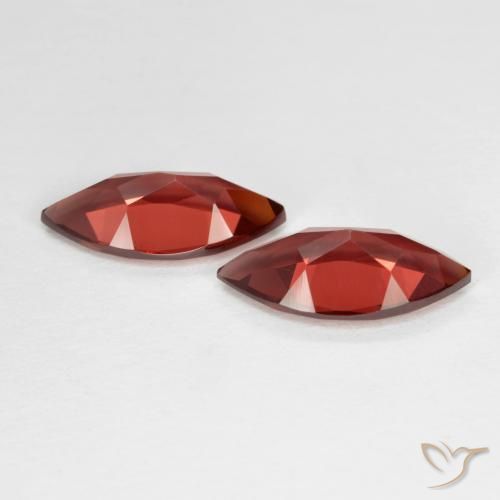 Shop natural 3.77ct 濃いスカーレットレッド パイロープガーネット gems, マーキーズ, from モザンビーグ at GemSelect. In stock, global shipping!