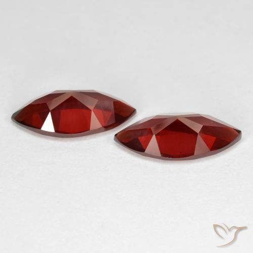 Shop natural 3.96ct ディープレッド パイロープガーネット gems, マーキーズ, from モザンビーグ at GemSelect. In stock, global shipping!