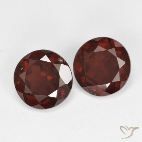 Shop natural 1.77ct サングリアレッド パイロープガーネット gems, ラウンド, from モザンビーグ at GemSelect. In stock, global shipping!