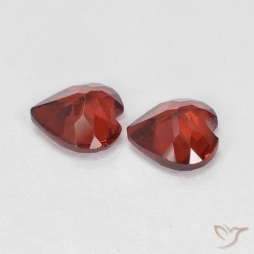 Shop natural 0.99ct カラントレッド パイロープガーネット gems, 心臓, from モザンビーグ at GemSelect. In stock, global shipping!