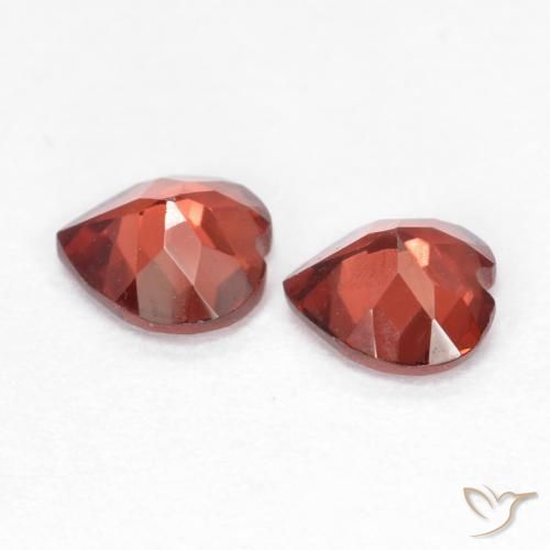 Shop natural 1.09ct カラントレッド パイロープガーネット gems, 心臓, from モザンビーグ at GemSelect. In stock, global shipping!