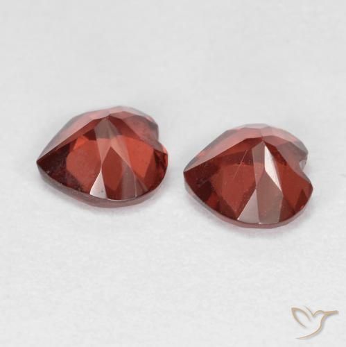 Shop natural 1.16ct カラントレッド パイロープガーネット gems, 心臓, from モザンビーグ at GemSelect. In stock, global shipping!
