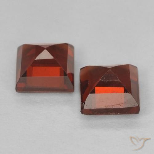 Shop natural 1.08ct サングリアレッド パイロープガーネット gems, 四角形, from マダガスカル at GemSelect. In stock, global shipping!
