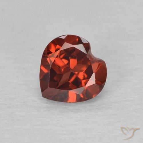 0.64ct 天然 明るい赤 パイロープガーネット, 心臓, VVS-VS