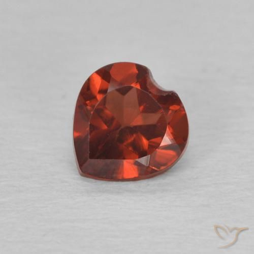 0.65ct 天然 明るい赤 パイロープガーネット, 心臓, VVS-VS