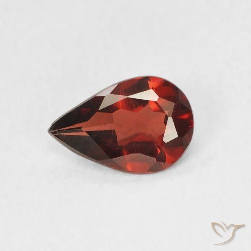0.68ct 天然 濃いブラッドレッド パイロープガーネット, 洋梨の形, VS