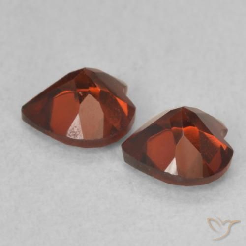 Shop natural 1.07ct カラントレッド パイロープガーネット gems, 心臓, from アメリカ at GemSelect. In stock, global shipping!