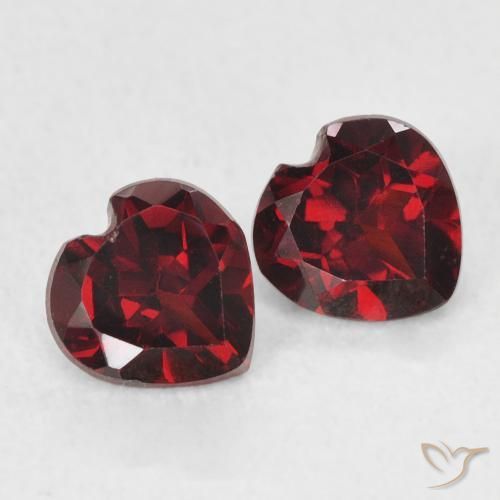 Shop natural 1.18ct ダークレッド パイロープガーネット gems, 心臓, from アメリカ at GemSelect. In stock, global shipping!
