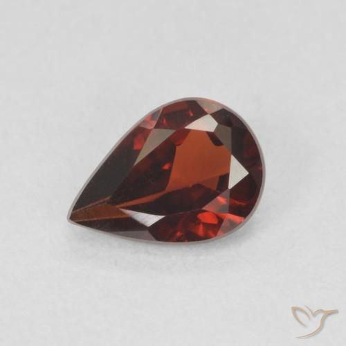 0.82ct 天然 ダークレッド パイロープガーネット, 洋梨の形, VVS-VS