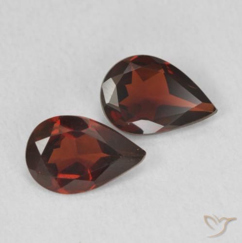 Shop natural 1.15ct ディープレッド パイロープガーネット gems, 洋梨の形, from アメリカ at GemSelect. In stock, global shipping!