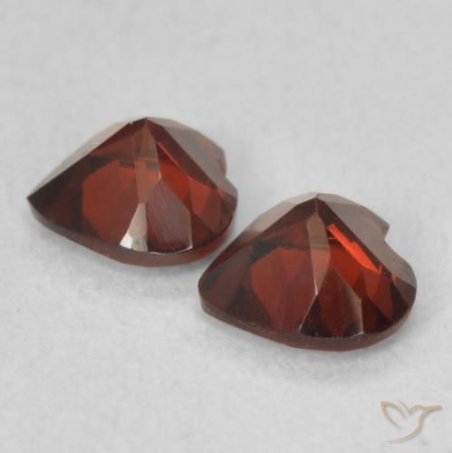 Shop natural 1.11ct カラントレッド パイロープガーネット gems, 心臓, from アメリカ at GemSelect. In stock, global shipping!