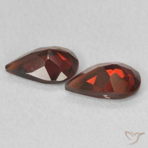 Shop natural 1.33ct カラントレッド パイロープガーネット gems, 洋梨の形, from アメリカ at GemSelect. In stock, global shipping!