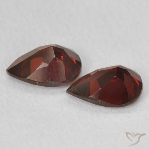Shop natural 1.43ct 濃いブラッドレッド パイロープガーネット gems, 洋梨の形, from アメリカ at GemSelect. In stock, global shipping!