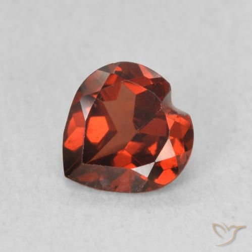 0.59ct 天然 カラントレッド パイロープガーネット, 心臓, VVS