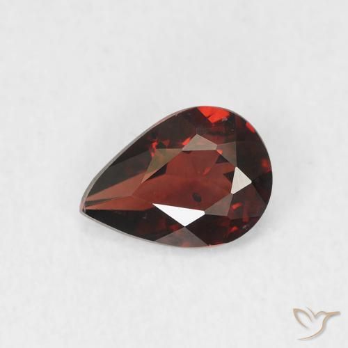 0.69ct 天然 濃いブラッドレッド パイロープガーネット, 洋梨の形, VVS-VS