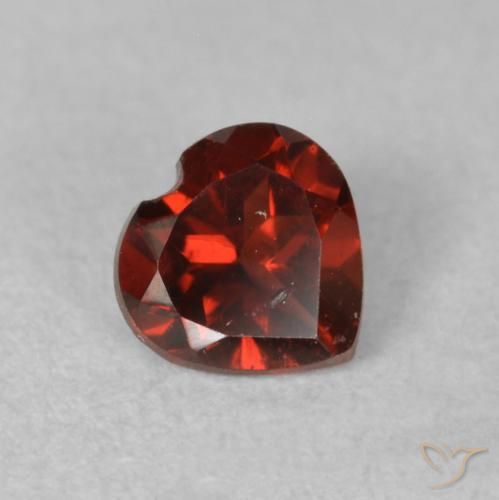 0.60ct 天然 ミディアムレッド パイロープガーネット, 心臓, VS