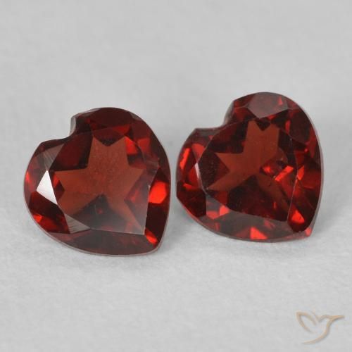 Shop natural 1.07ct サングリアレッド パイロープガーネット gems, 心臓, from モザンビーグ at GemSelect. In stock, global shipping!
