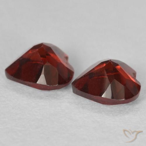 Shop natural 1.15ct カラントレッド パイロープガーネット gems, 心臓, from モザンビーグ at GemSelect. In stock, global shipping!