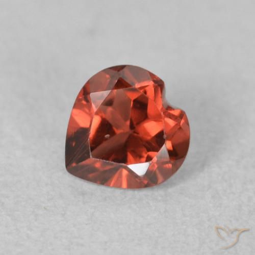0.64ct 天然 ミディアムレッド パイロープガーネット, 心臓, VS