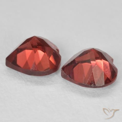Shop natural 1.21ct カラントレッド パイロープガーネット gems, 心臓, from モザンビーグ at GemSelect. In stock, global shipping!