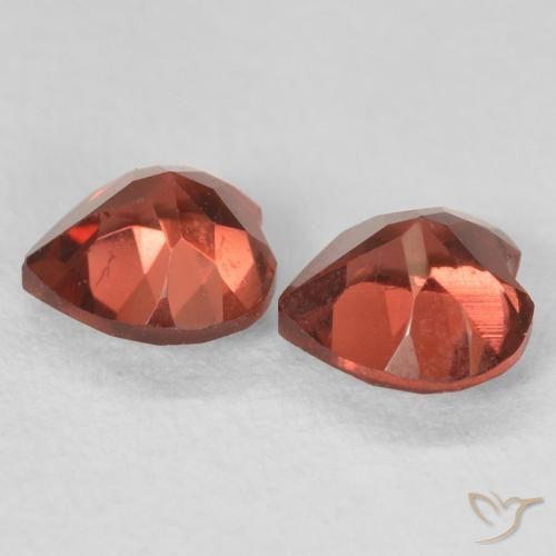 Shop natural 1.22ct カラントレッド パイロープガーネット gems, 心臓, from モザンビーグ at GemSelect. In stock, global shipping!