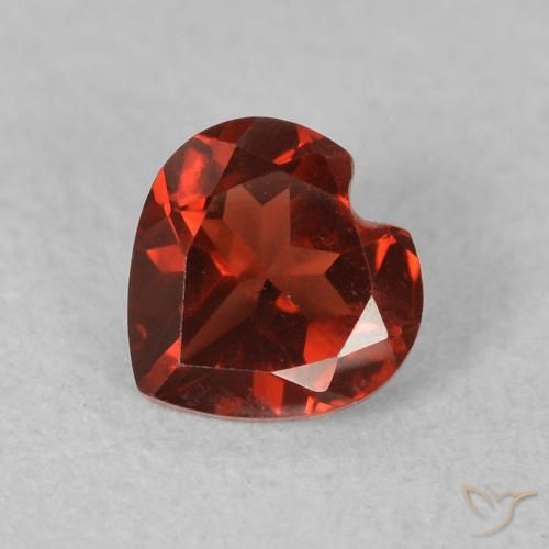 0.61ct 天然 明るい赤 パイロープガーネット, 心臓, VS