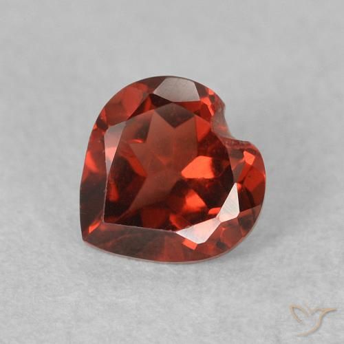 0.64ct 天然 明るい赤 パイロープガーネット, 心臓, VVS-VS