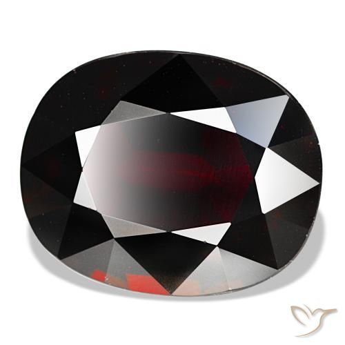 14.91カラットの天然黒みがかった赤パイロープガーネット（16.2×13 mm・クッションカット）