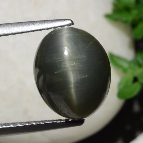 5.40カラットの天然スチールグレークォーツキャッツアイ、オーバルカット、オペーク