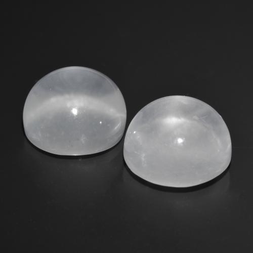 13.12カラットの天然ホワイトQuartz Cat's Eye（11.24 mm・ラウンドカット）
