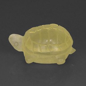 26.98カラットの天然レモンクォーツ（23.2×17.8 mm・透明）