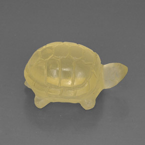 18.65カラットの天然レモンクォーツ（20.9×13.8 mm・透明）