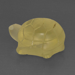 25.06カラットの天然レモンクォーツ（21×16.7 mm・透明）