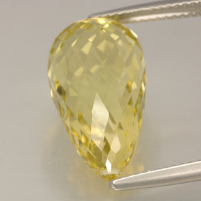 12.38カラットの天然レモンクォーツ（19×10.2 mm・ブリオレット）