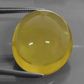 58.96カラットの天然レモンクォーツ（26.4×23.5 mm・オーバルカット）