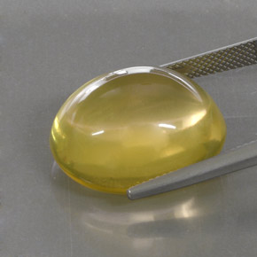 28.90カラットの天然レモンクォーツ（20.9×17.7 mm・透明）