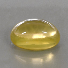 27.87カラットの天然レモンクォーツ（22.2×15.5 mm・オーバルカット）