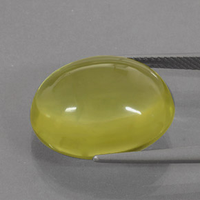 17.12カラットの天然レモンクォーツ（18.7×15.1 mm・透明）