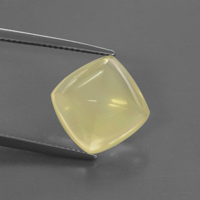 8.21カラットの天然レモンクォーツ（13×12.8 mm・透明）