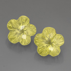 カラットの天然レモンクォーツ（12.4×12.1 mm・フラワーカット）